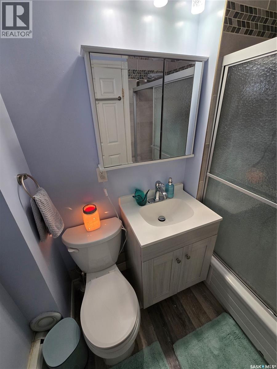 2 Prairie Avenue, Weyburn, SK