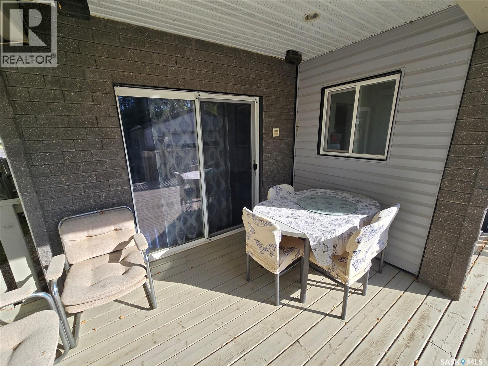2 Prairie Avenue, Weyburn, SK