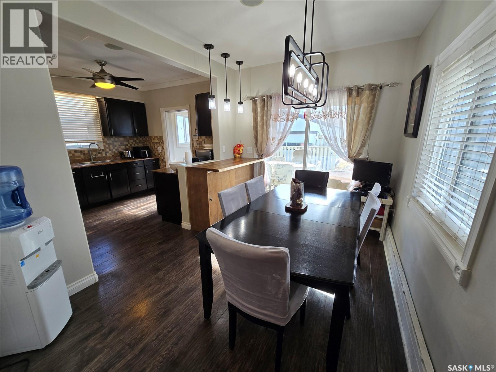 2 Prairie Avenue, Weyburn, SK