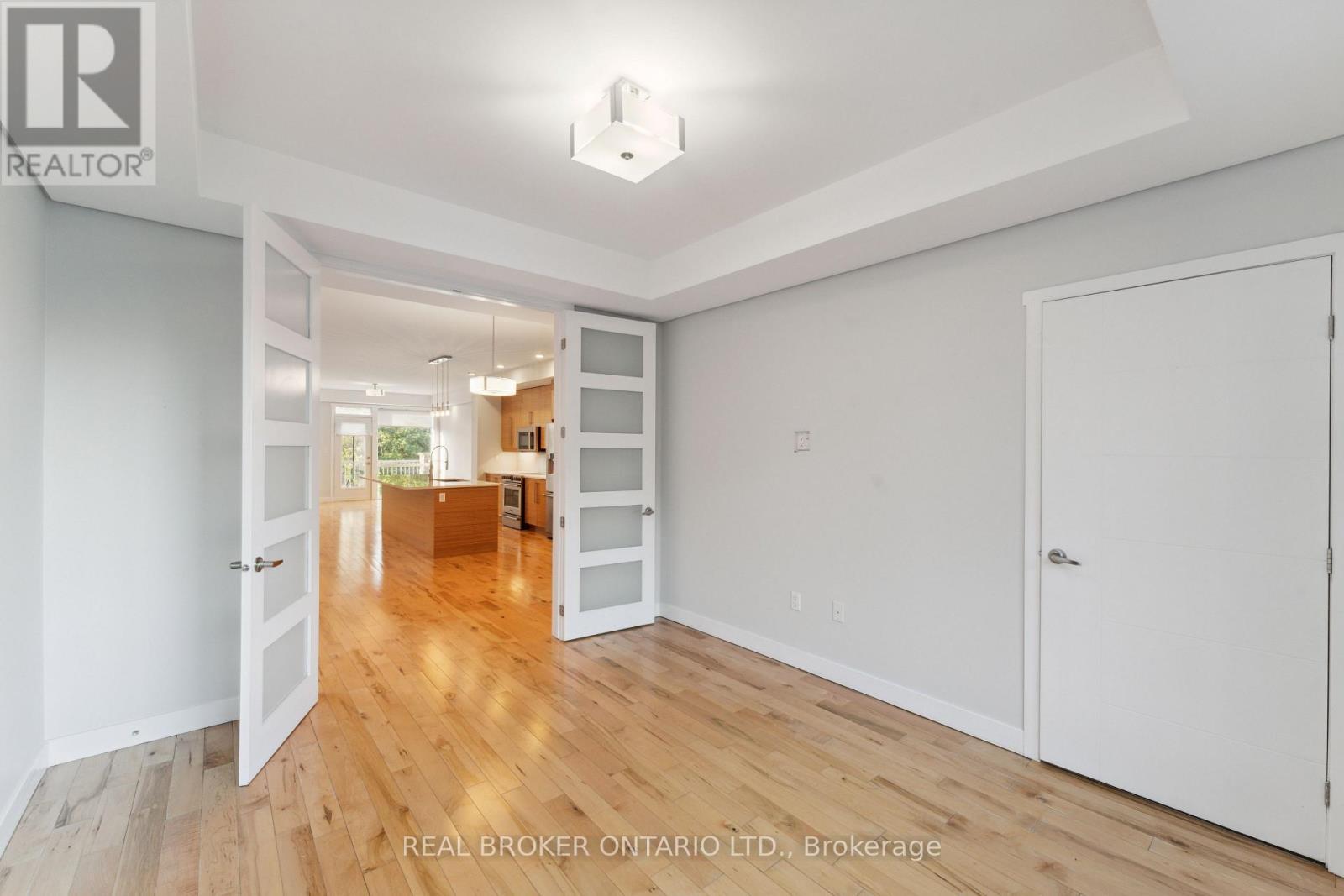 36 Ontario Street, Ottawa, ON - Indoor Photo Showing Other Room