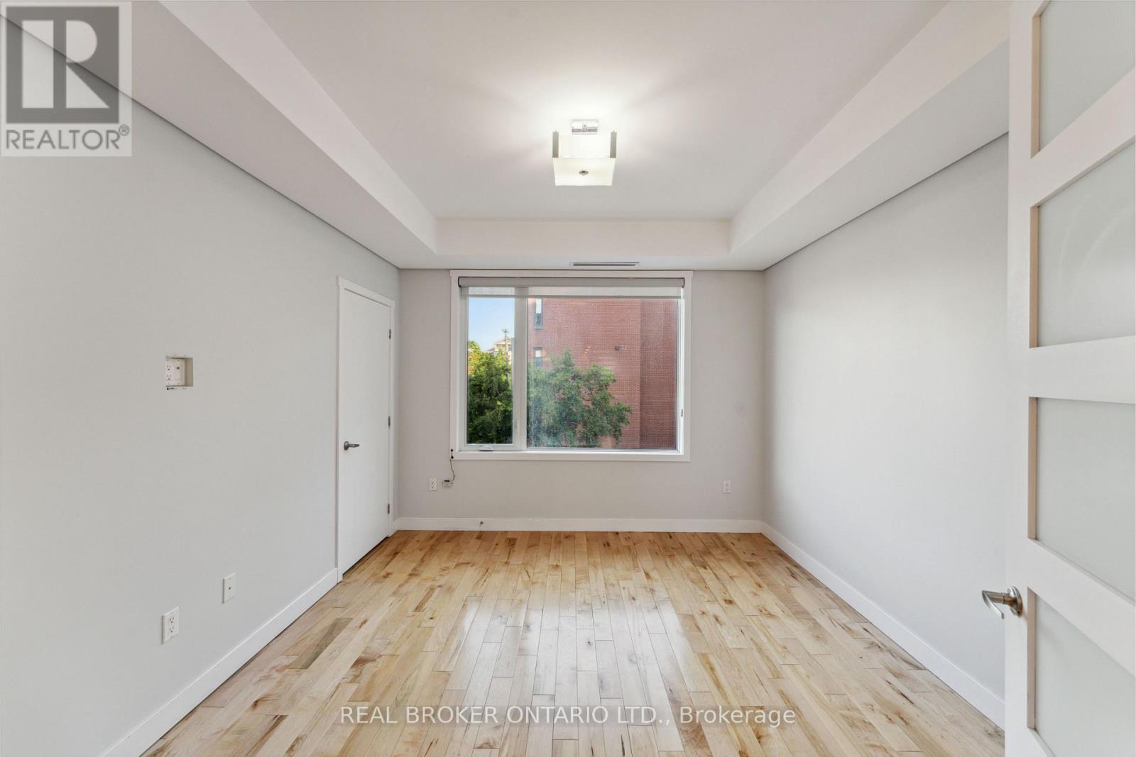 36 Ontario Street, Ottawa, ON - Indoor Photo Showing Other Room