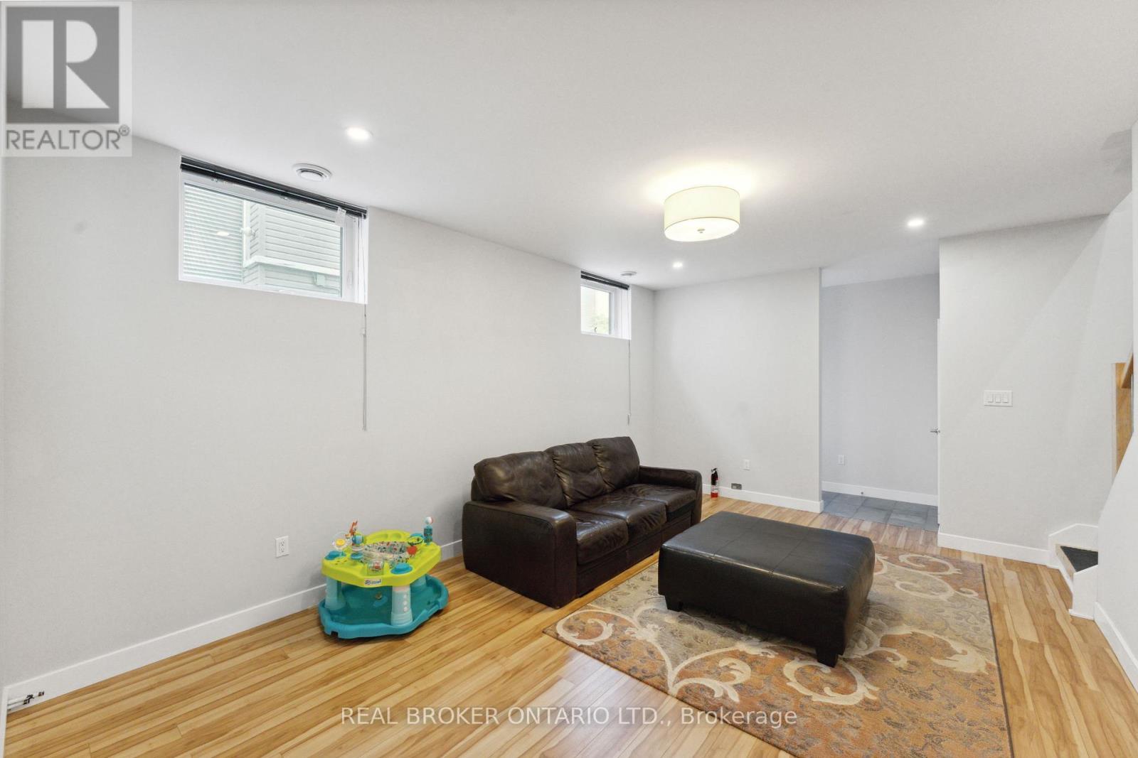 36 Ontario Street, Ottawa, ON - Indoor