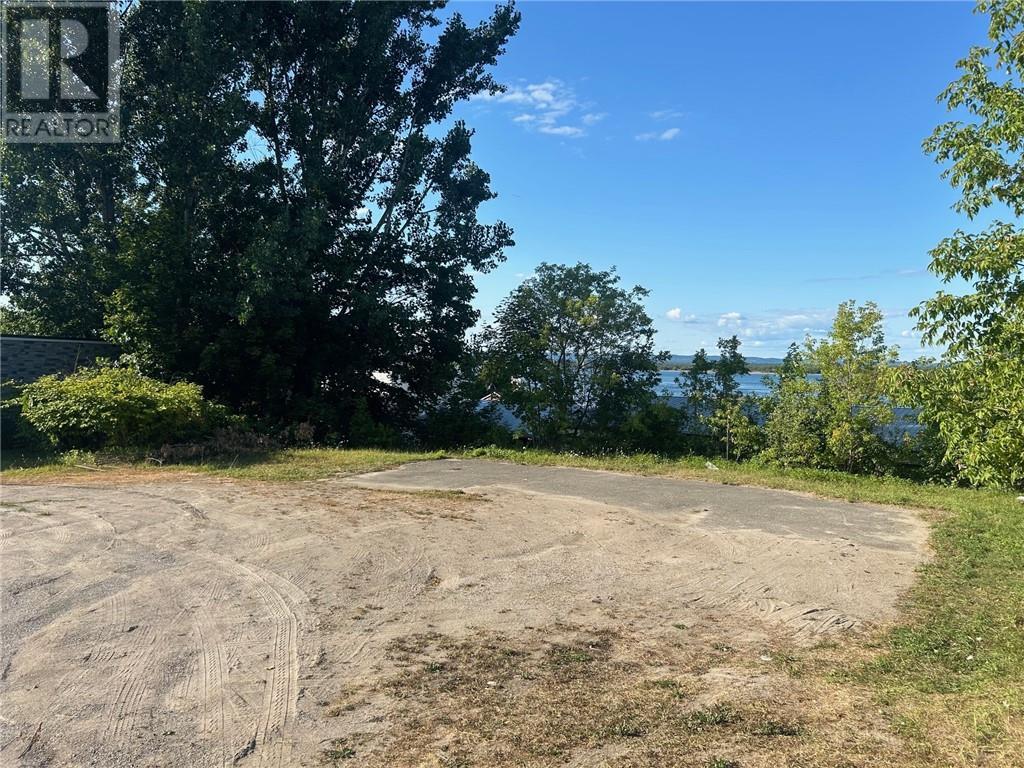 18 Campbell St. E, Little Current, ON