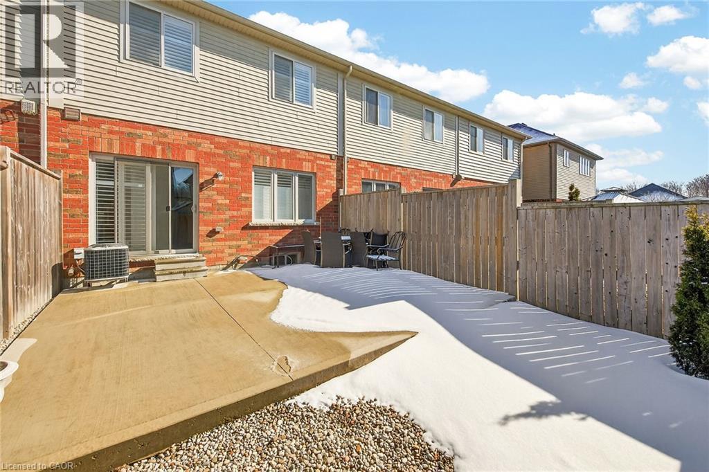 11 Hitching Post Ridge, Binbrook, ON - Outdoor With Exterior