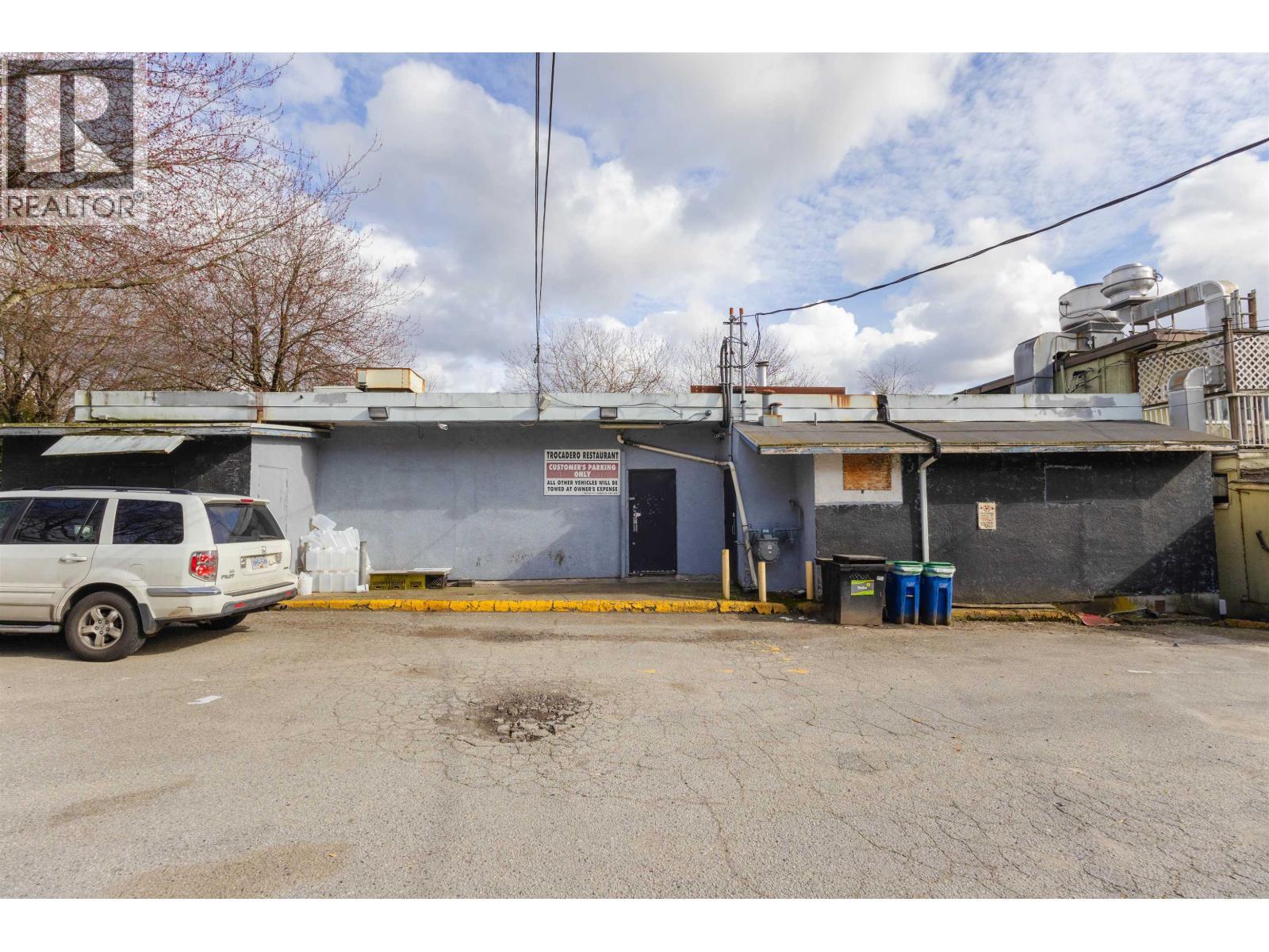 2411 Nanaimo Street, Vancouver, BC