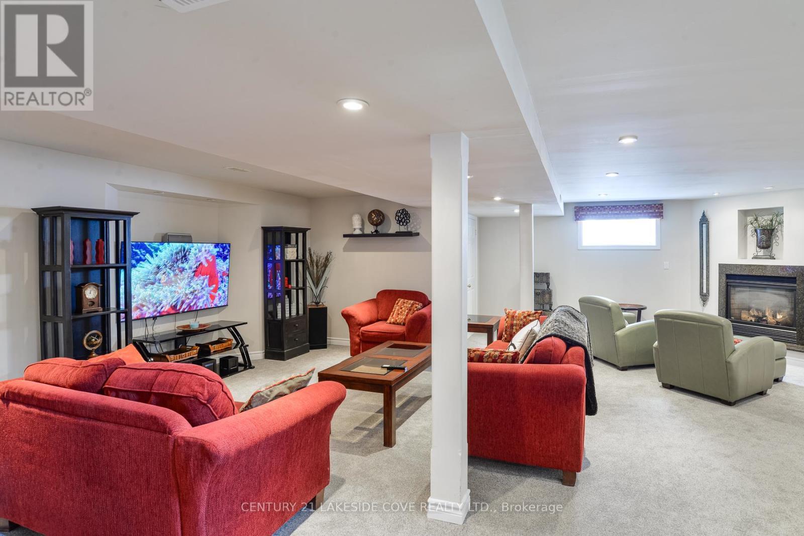 2811 Stephen Drive, Ramara, ON - Indoor With Fireplace