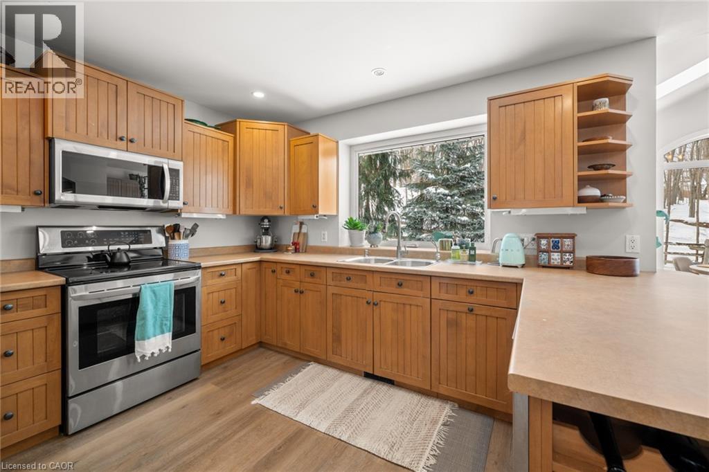 29 Muskoka Court, Kitchener, ON - Indoor Photo Showing Kitchen With Double Sink