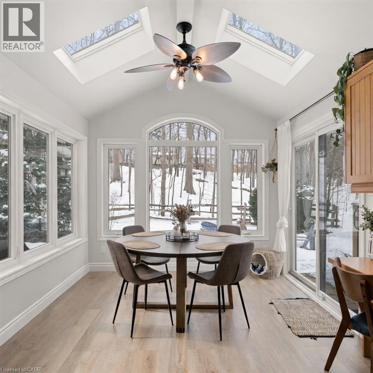 29 Muskoka Court, Kitchener, ON - Indoor Photo Showing Dining Room