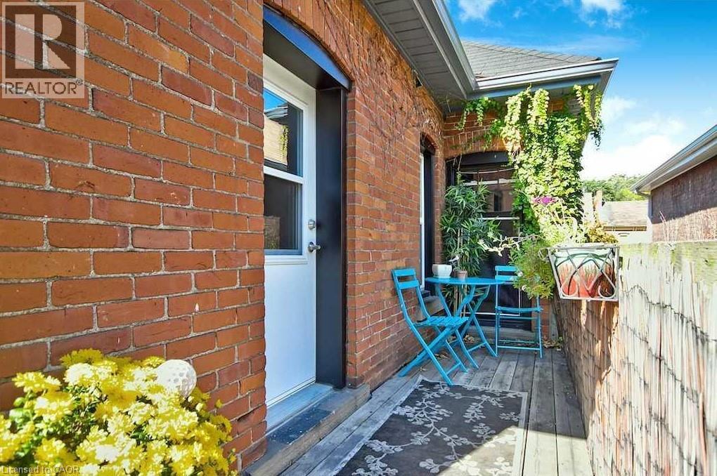 134 Stinson Street, Hamilton, ON - Outdoor