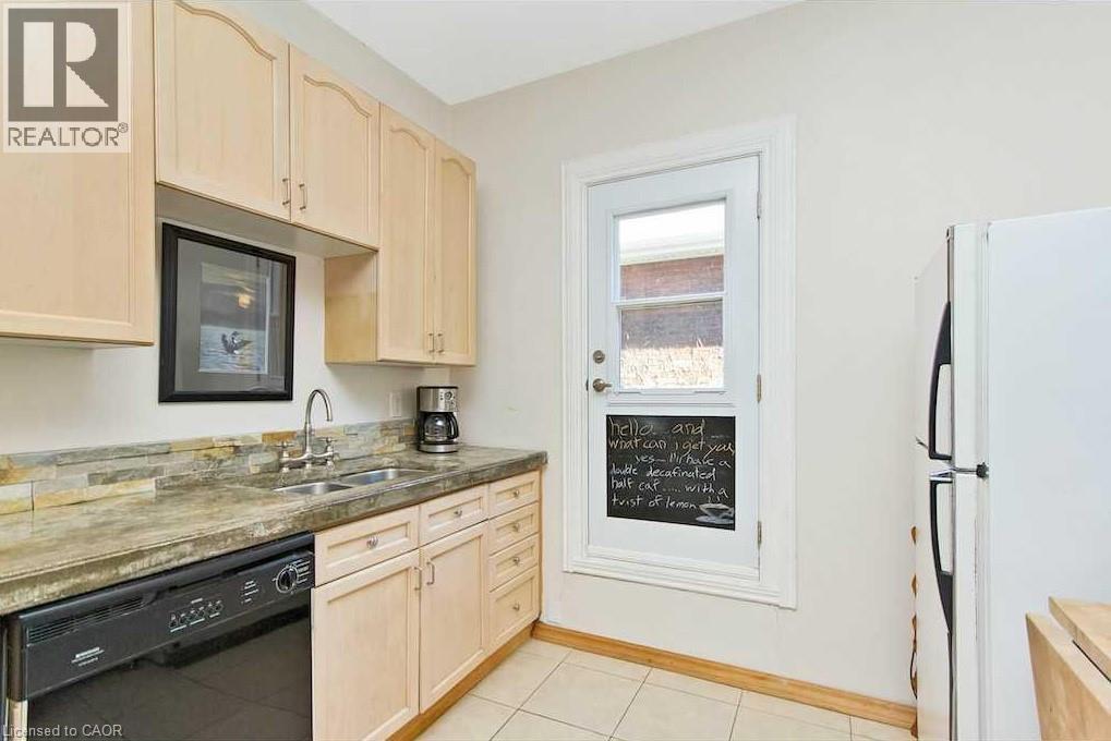 134 Stinson Street, Hamilton, ON - Indoor Photo Showing Kitchen With Double Sink