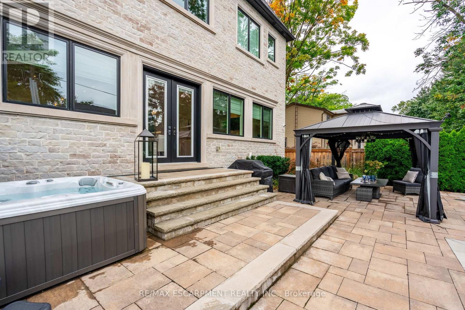 385 Pine Cove Road, Burlington, ON - Outdoor With Deck Patio Veranda