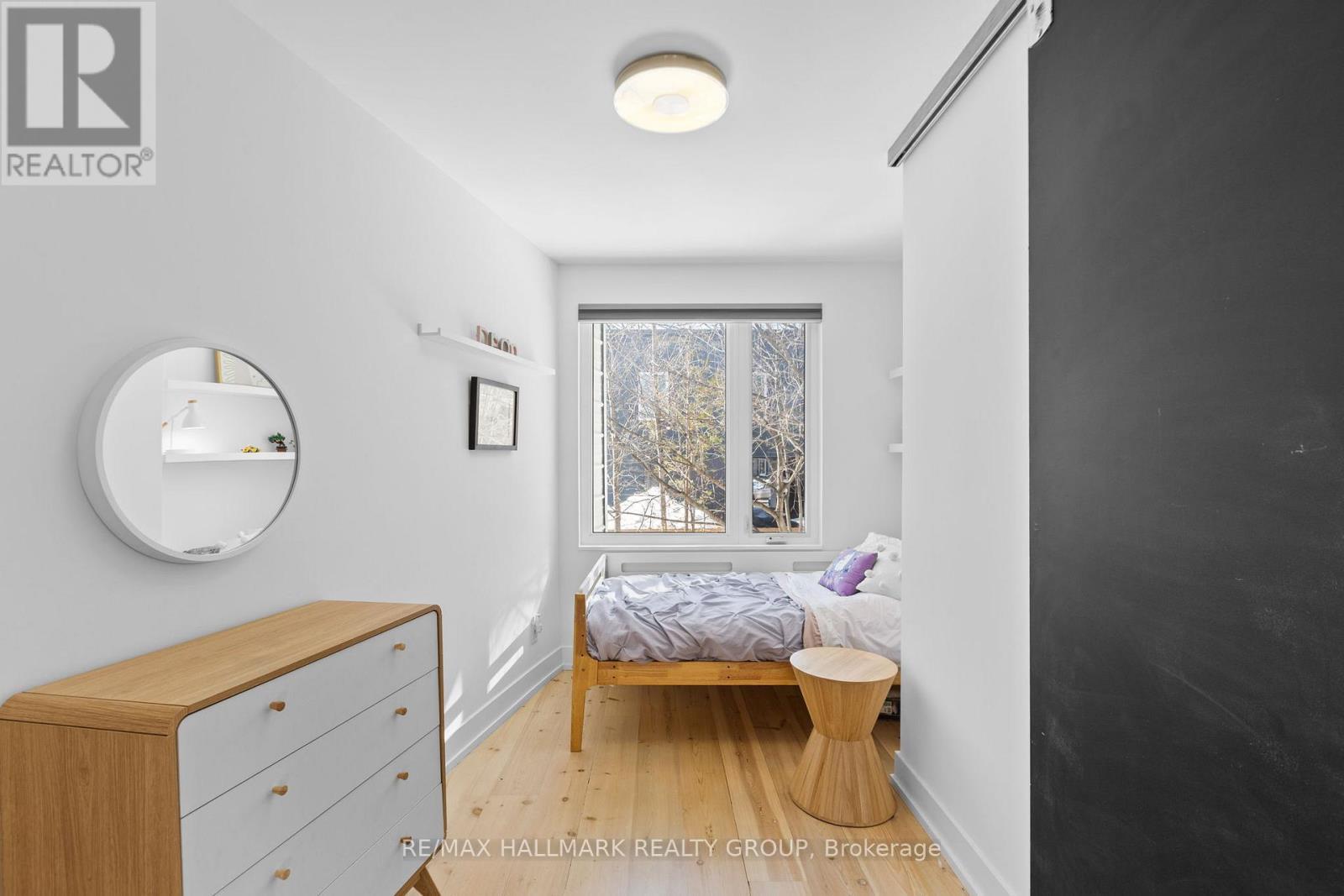 Third Bedroom upper level - 330 Winona Avenue, Ottawa, ON - Indoor Photo Showing Bedroom