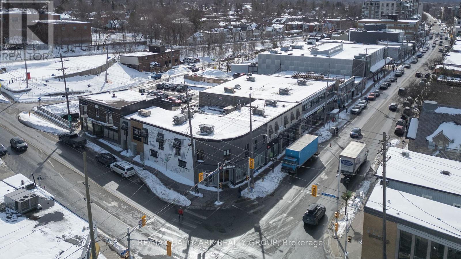 Westboro neighbourhood aerial - 330 Winona Avenue, Ottawa, ON - Outdoor