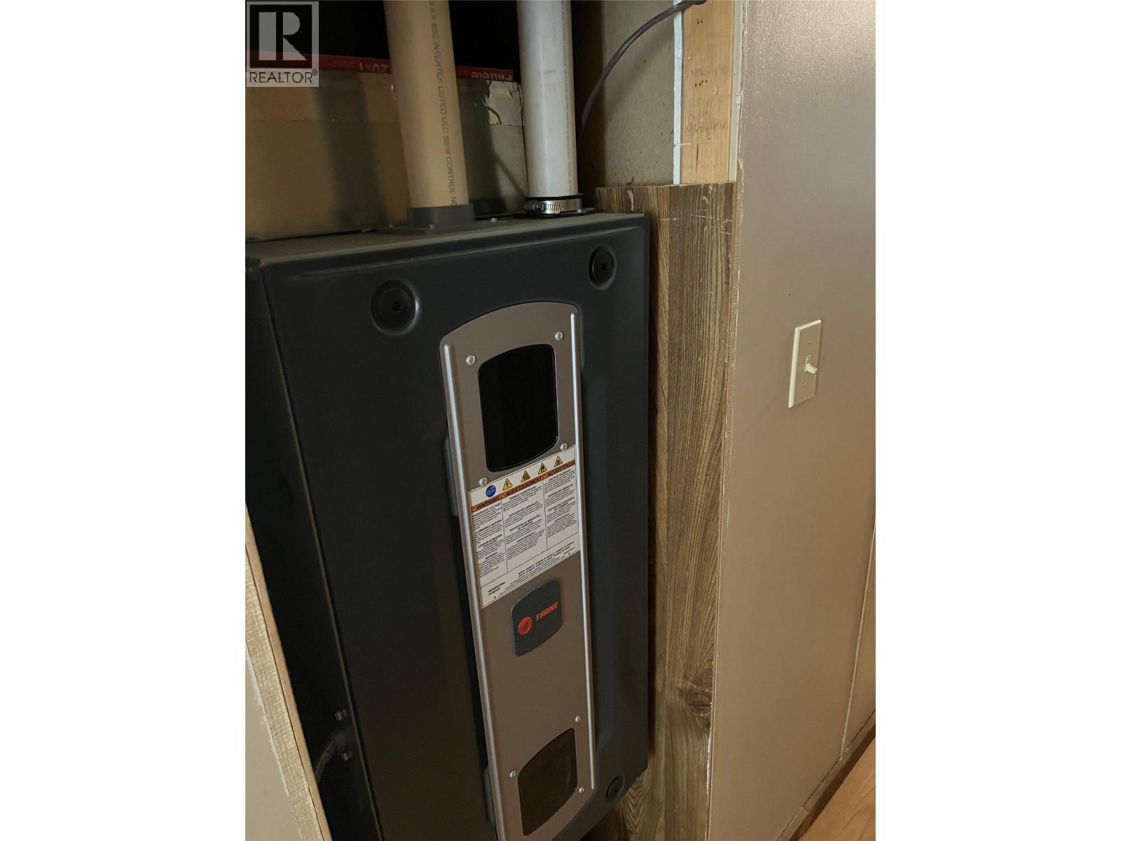 4232 Eldon Frontage Road Unit# 2, Tappen, BC