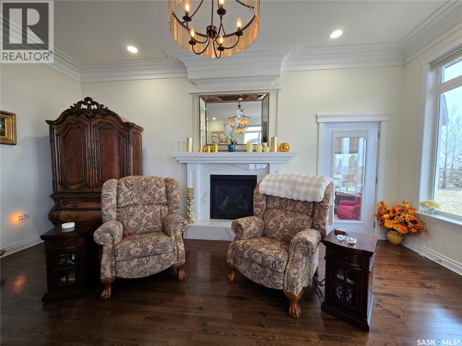 111 Westview Drive, Swift Current Rm No. 137, SK - Indoor With Fireplace