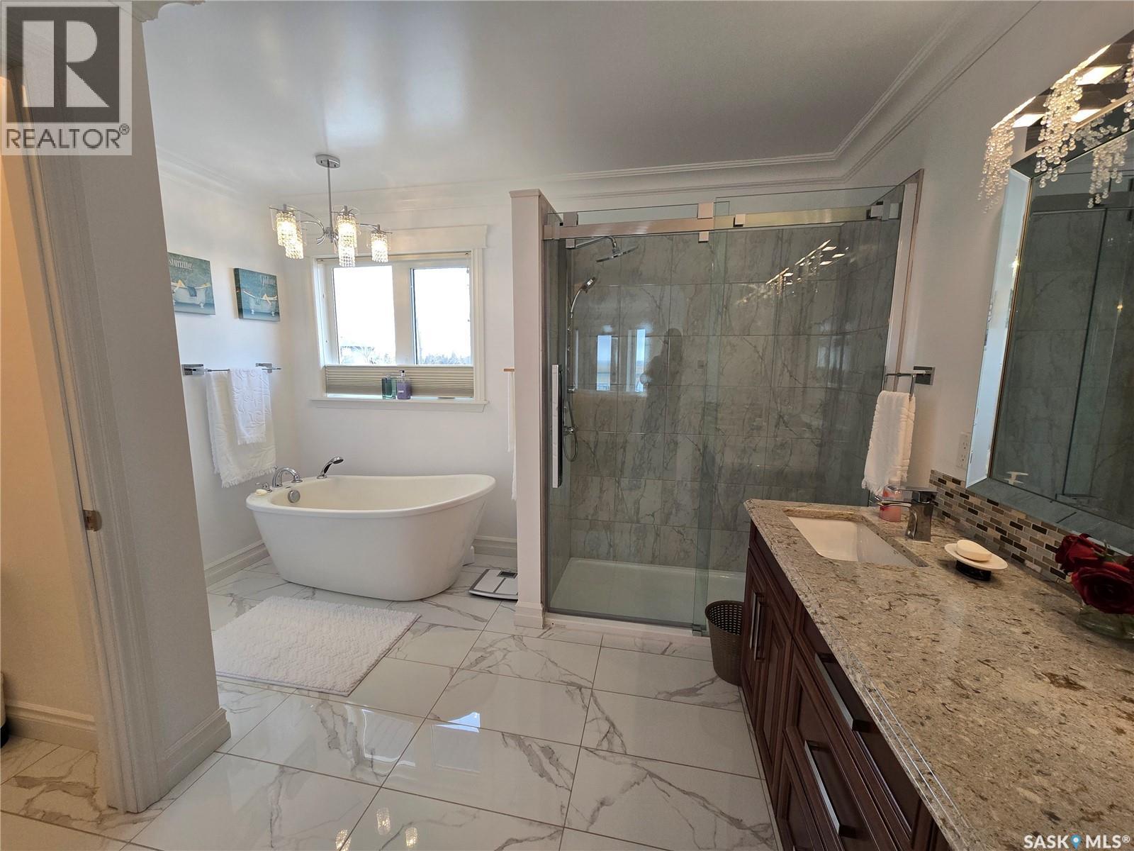 111 Westview Drive, Swift Current Rm No. 137, SK - Indoor Photo Showing Bathroom