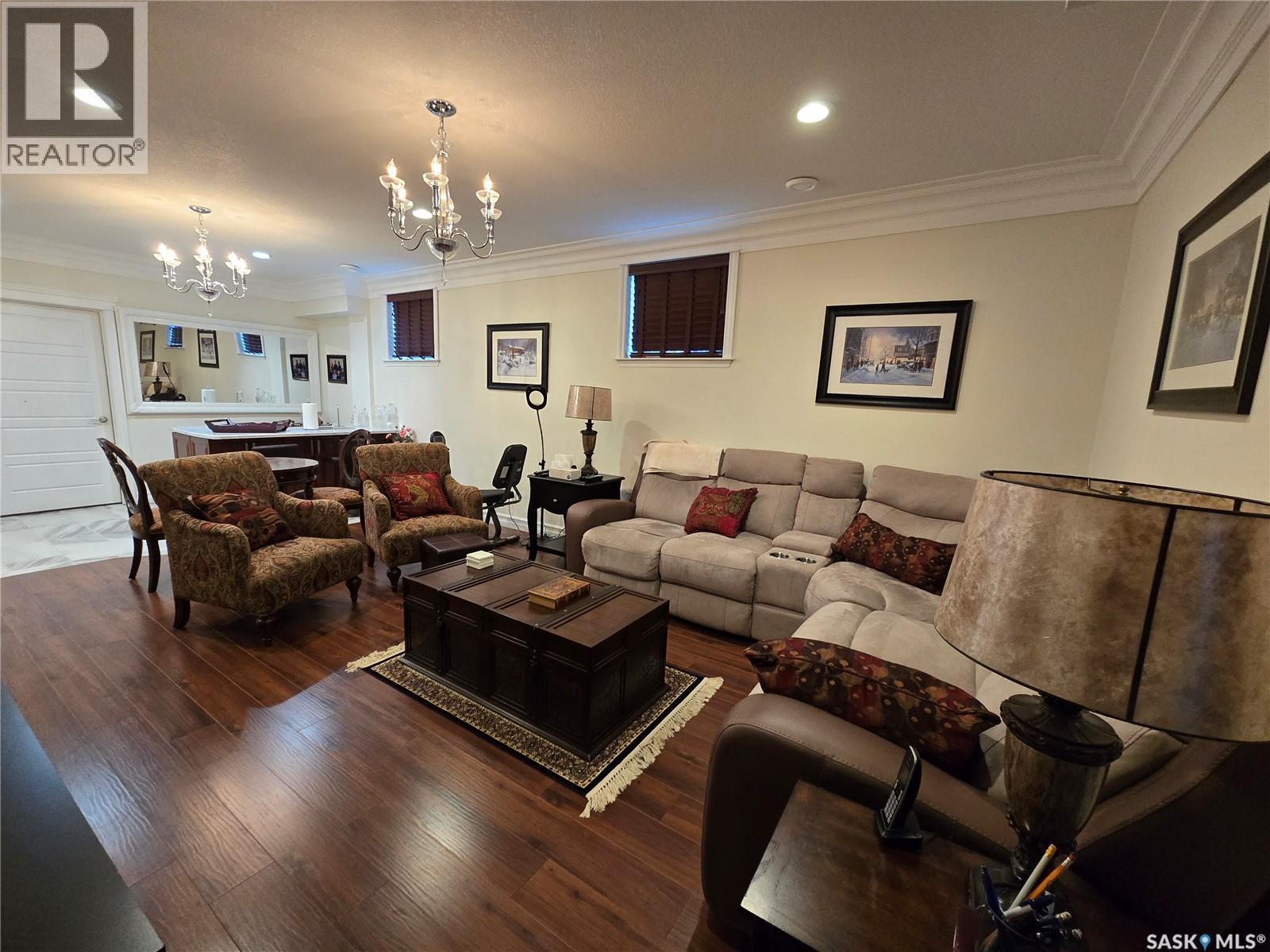111 Westview Drive, Swift Current Rm No. 137, SK - Indoor Photo Showing Living Room