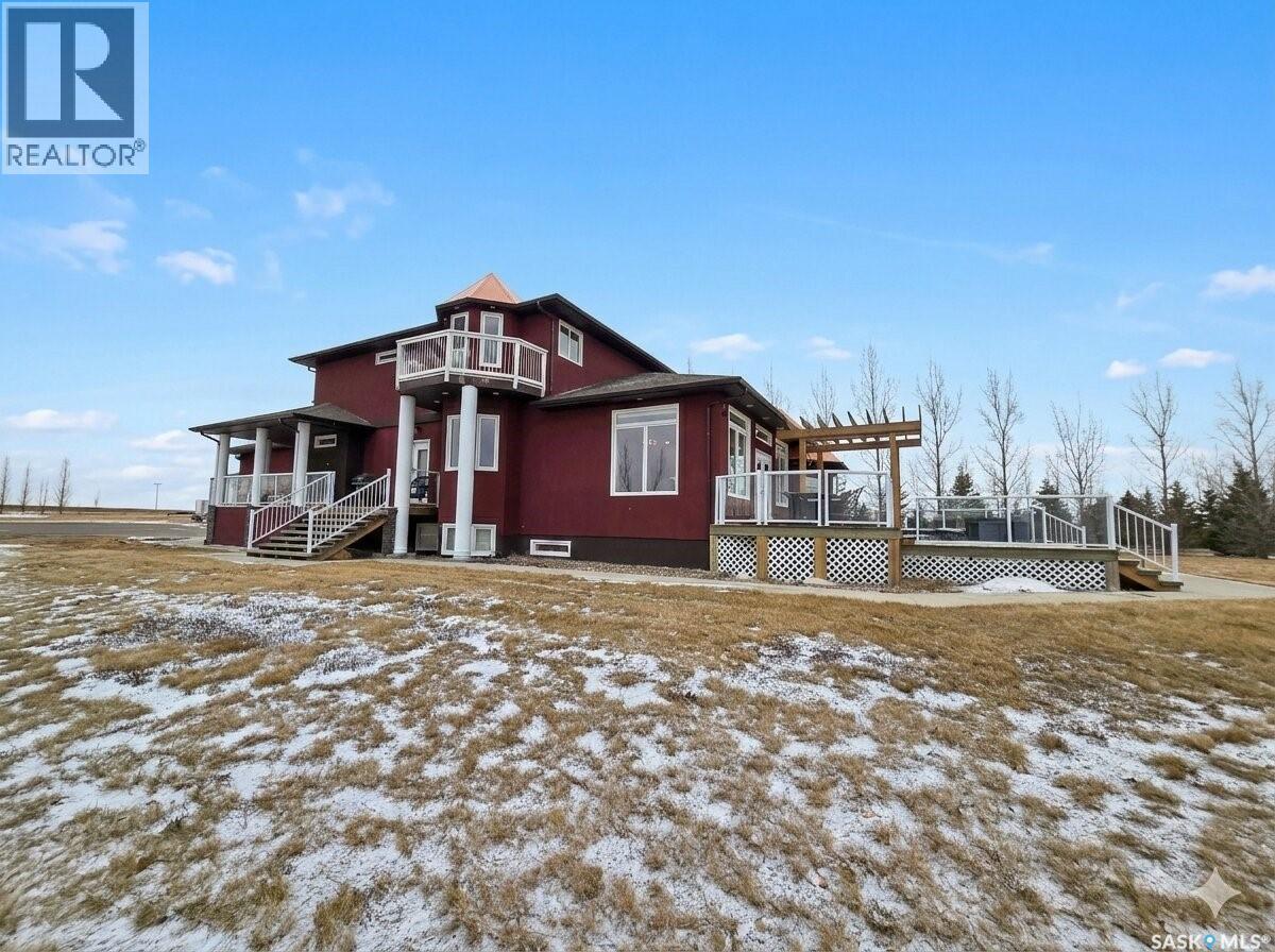 111 Westview Drive, Swift Current Rm No. 137, SK - Outdoor With Deck Patio Veranda