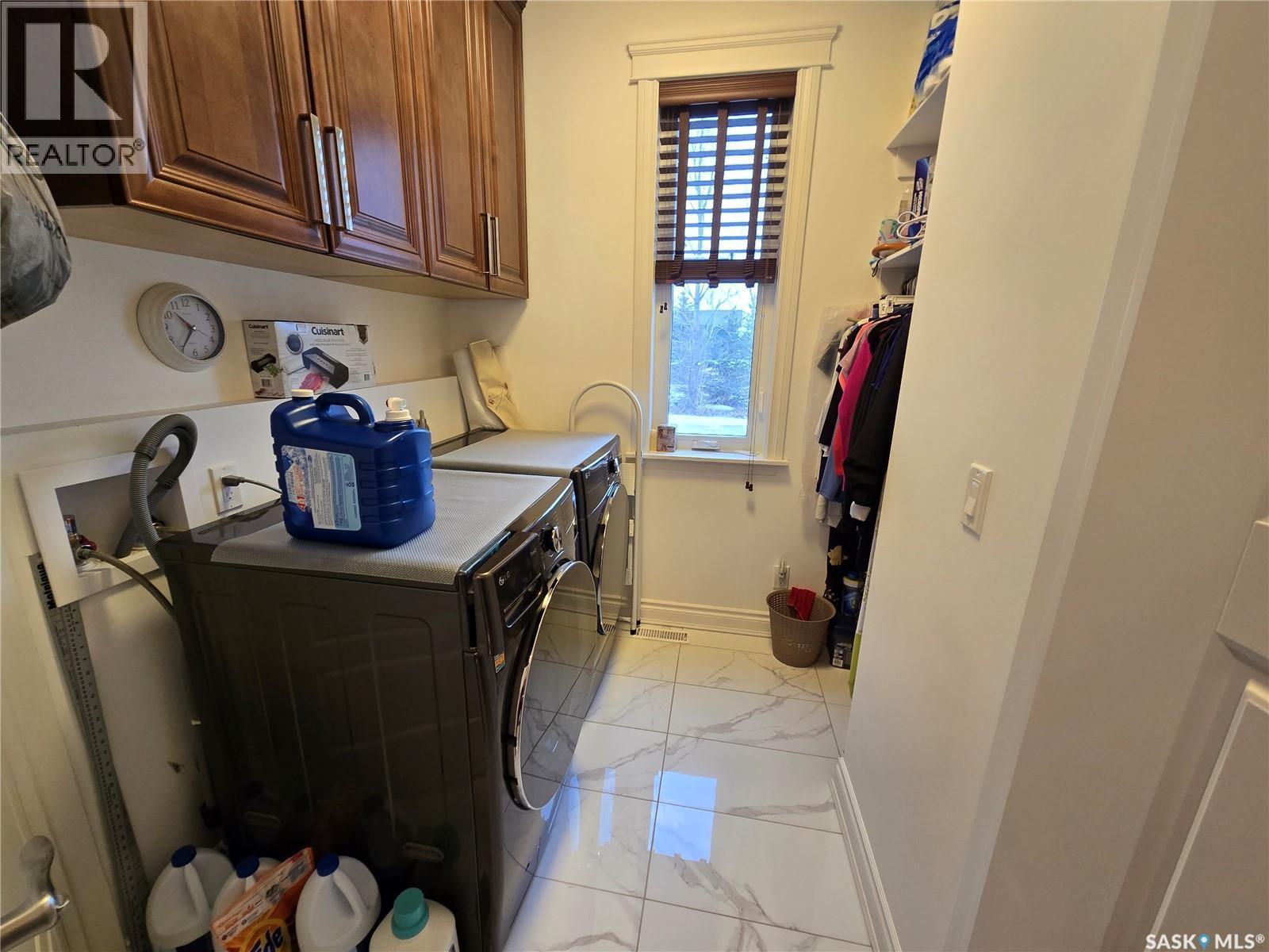 111 Westview Drive, Swift Current Rm No. 137, SK - Indoor Photo Showing Laundry Room