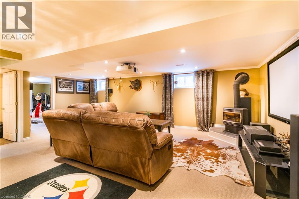 102 Greeningdon Drive, Hamilton, ON - Indoor With Fireplace