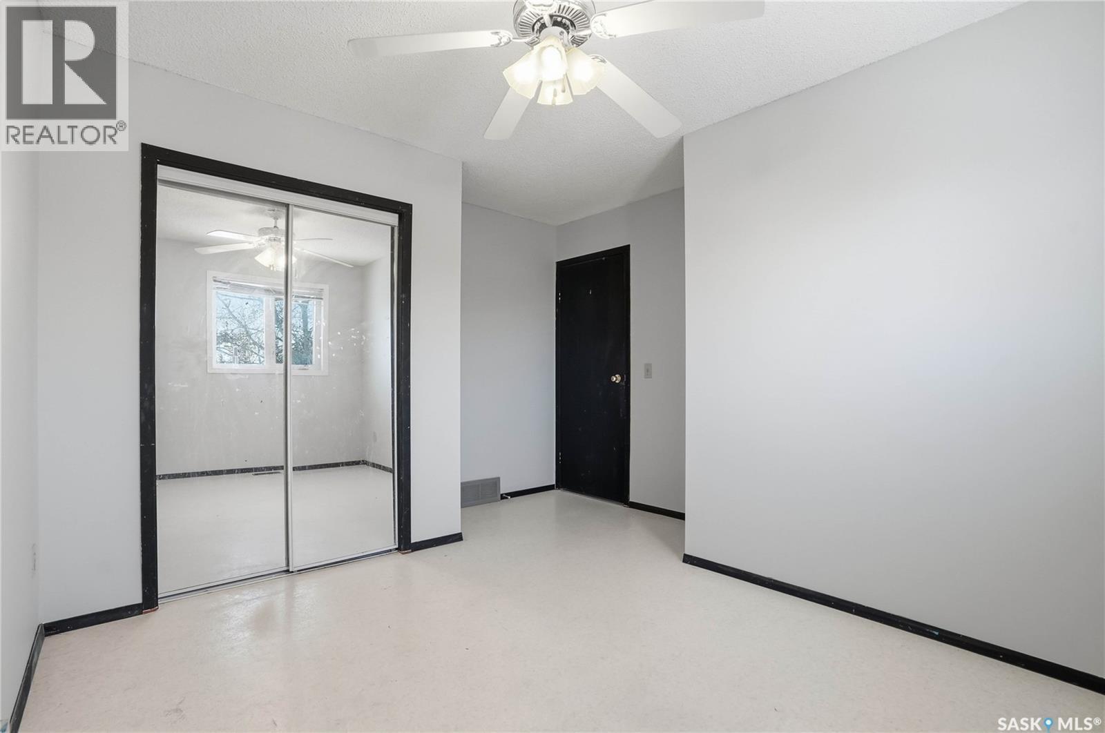 542 Kellough Road, Saskatoon, SK - Indoor Photo Showing Other Room