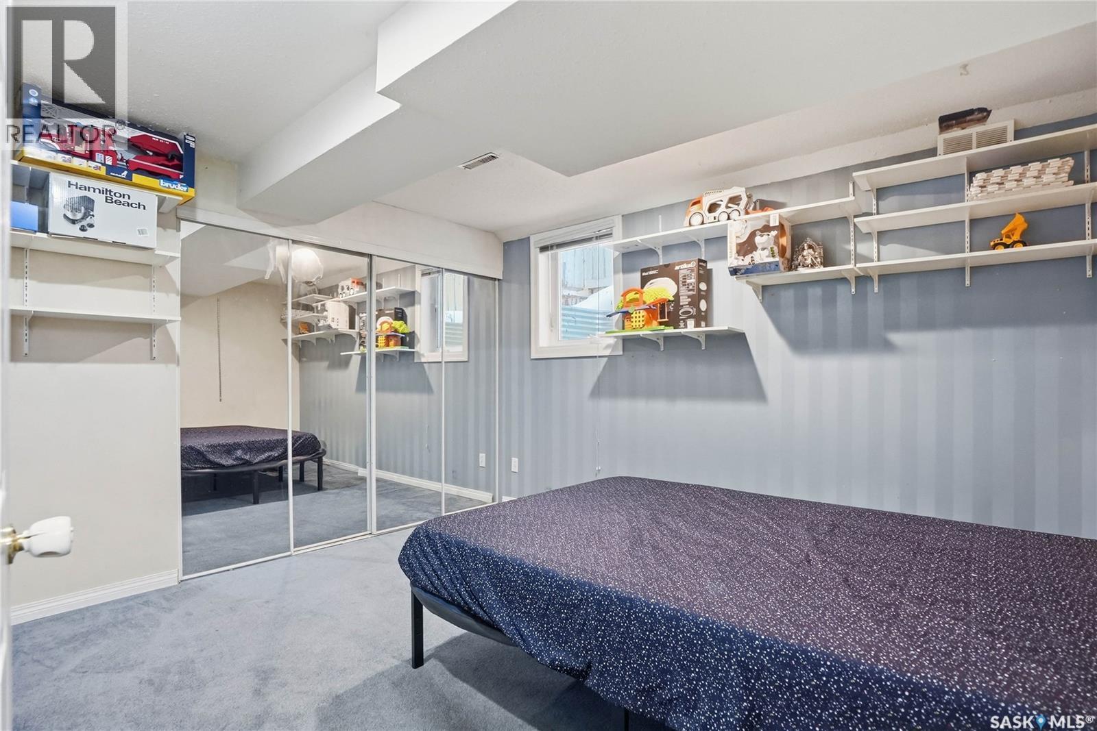 542 Kellough Road, Saskatoon, SK - Indoor With Storage