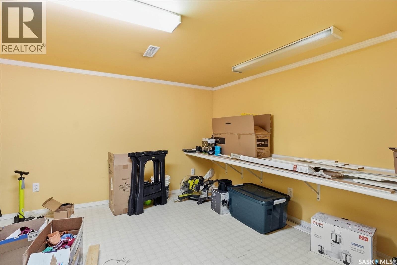 542 Kellough Road, Saskatoon, SK - Indoor Photo Showing Office