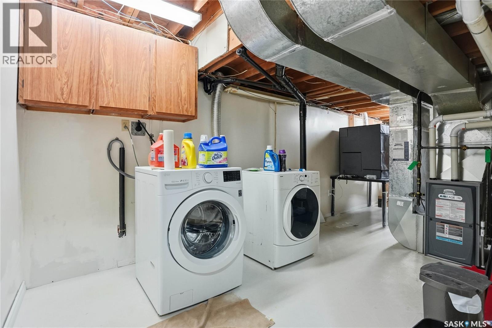542 Kellough Road, Saskatoon, SK - Indoor Photo Showing Laundry Room
