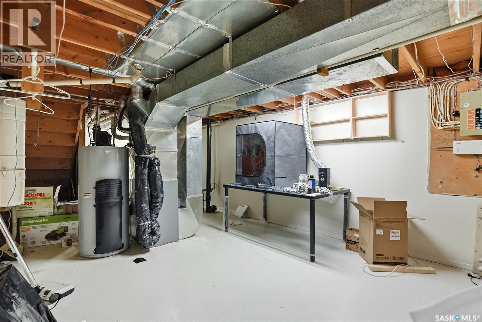 542 Kellough Road, Saskatoon, SK - Indoor Photo Showing Basement
