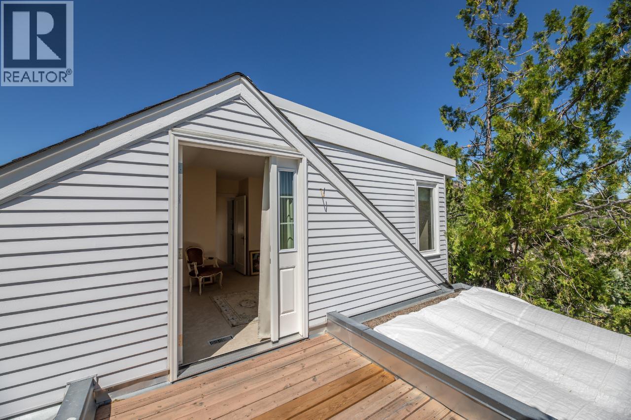 4910 Gartrell Road, Summerland, BC - Outdoor