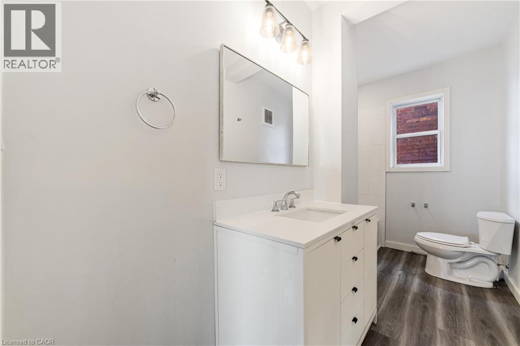 208 Mary Street, Hamilton, ON