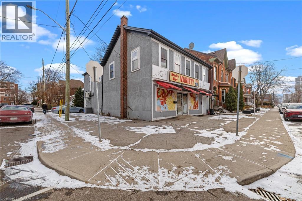 208 Mary Street, Hamilton, ON