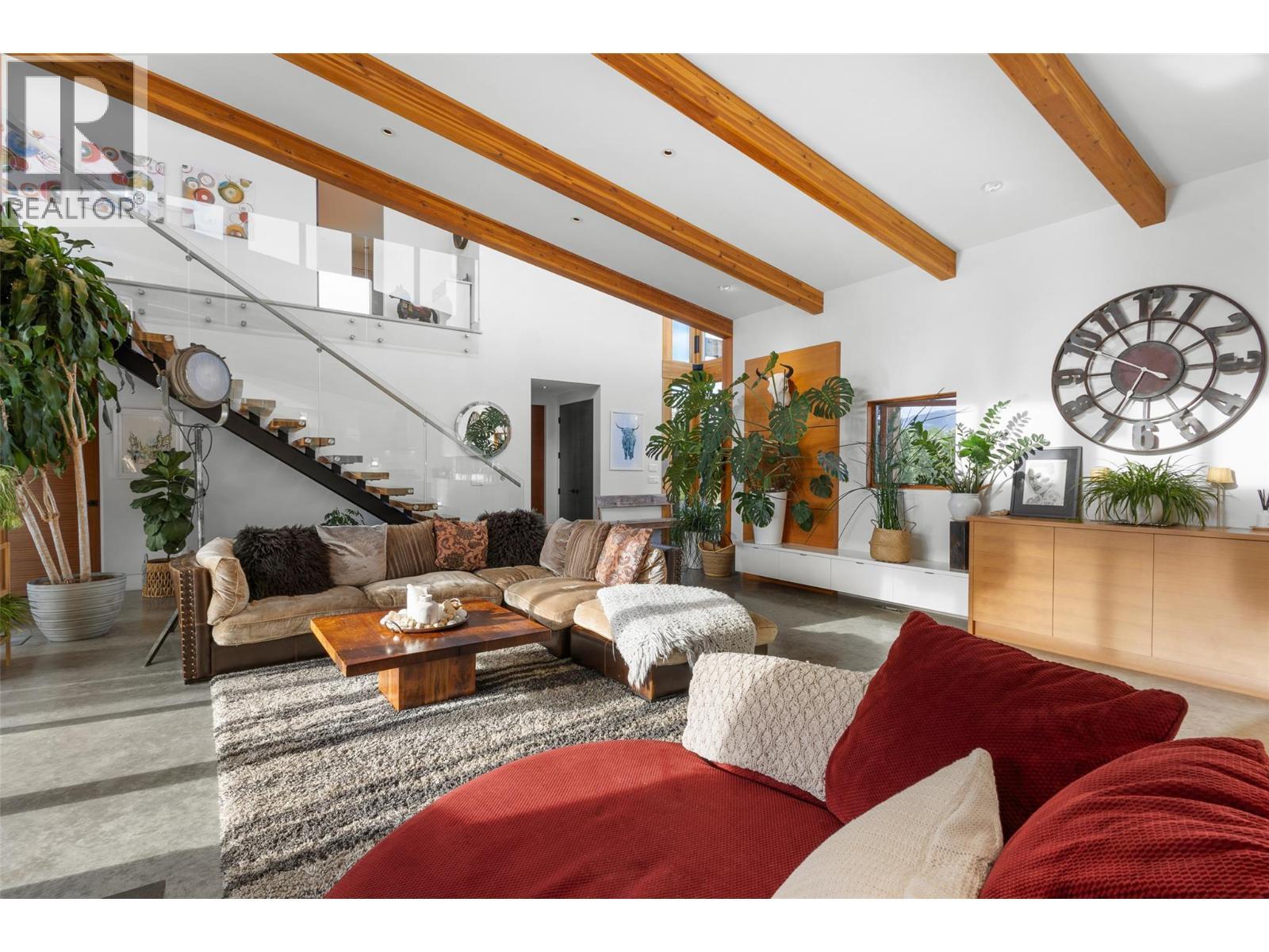 3194 Dunster Road, Kelowna, BC - Indoor