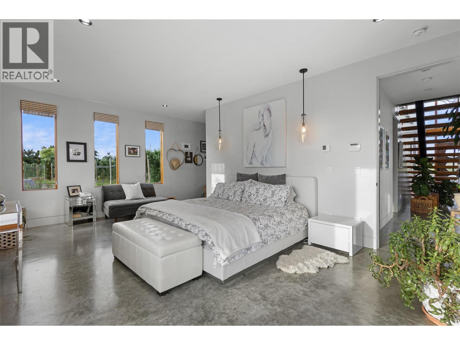 3194 Dunster Road, Kelowna, BC - Indoor Photo Showing Bedroom