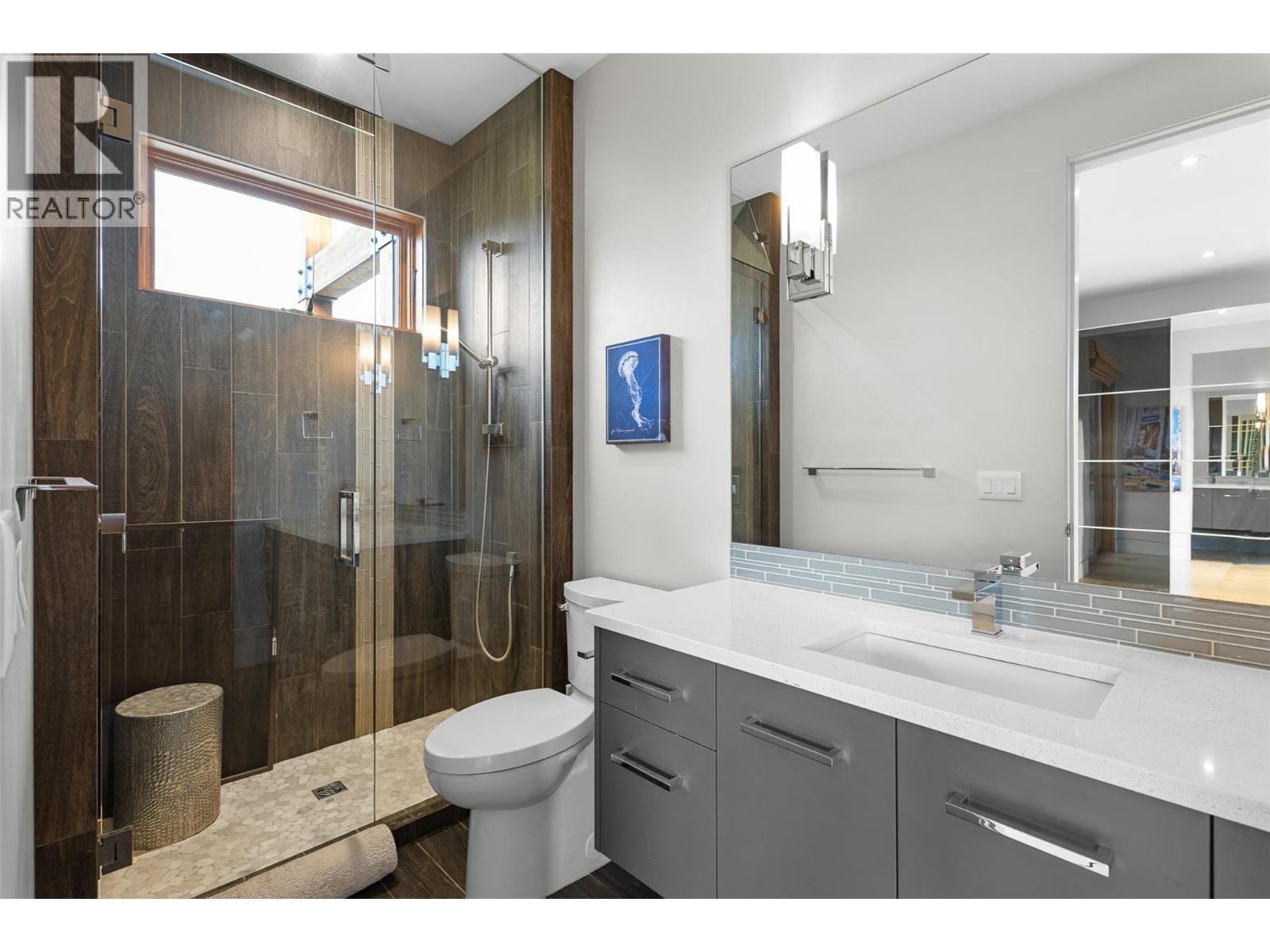 3194 Dunster Road, Kelowna, BC - Indoor Photo Showing Bathroom