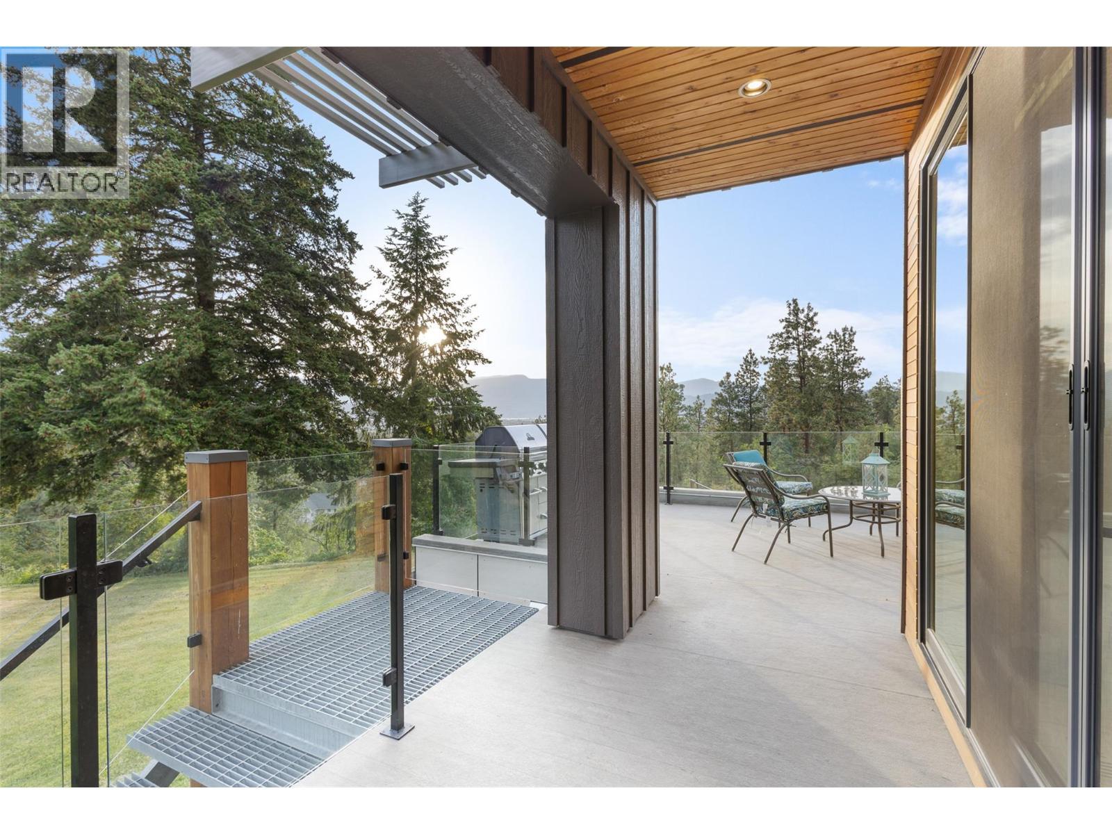 Suite - 3194 Dunster Road, Kelowna, BC - Outdoor With Deck Patio Veranda With Exterior