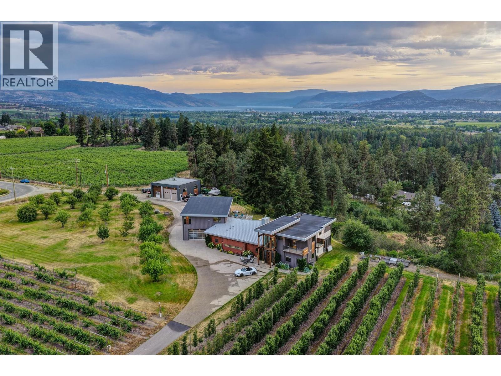 3194 Dunster Road, Kelowna, BC - Outdoor With View