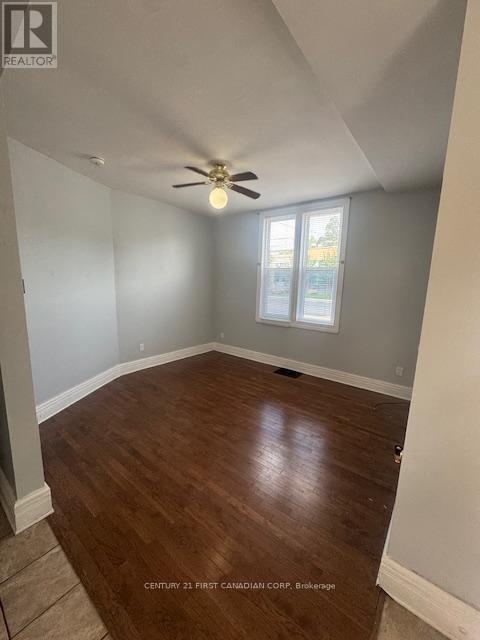 28 Oxford Street W, London North (North N), ON - Indoor Photo Showing Other Room