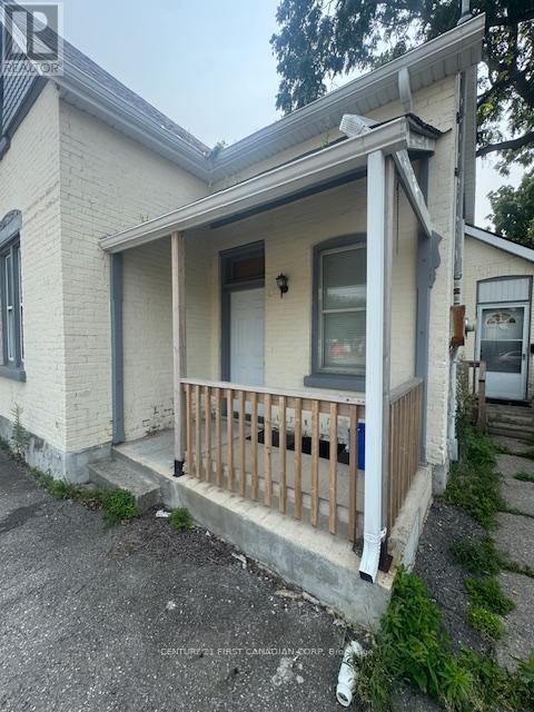 28 Oxford Street W, London North (North N), ON - Outdoor With Deck Patio Veranda