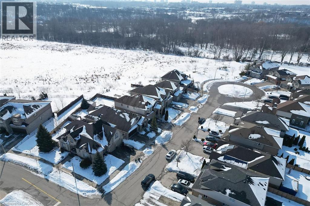 205 Paige Place, Kitchener, ON - Outdoor With View