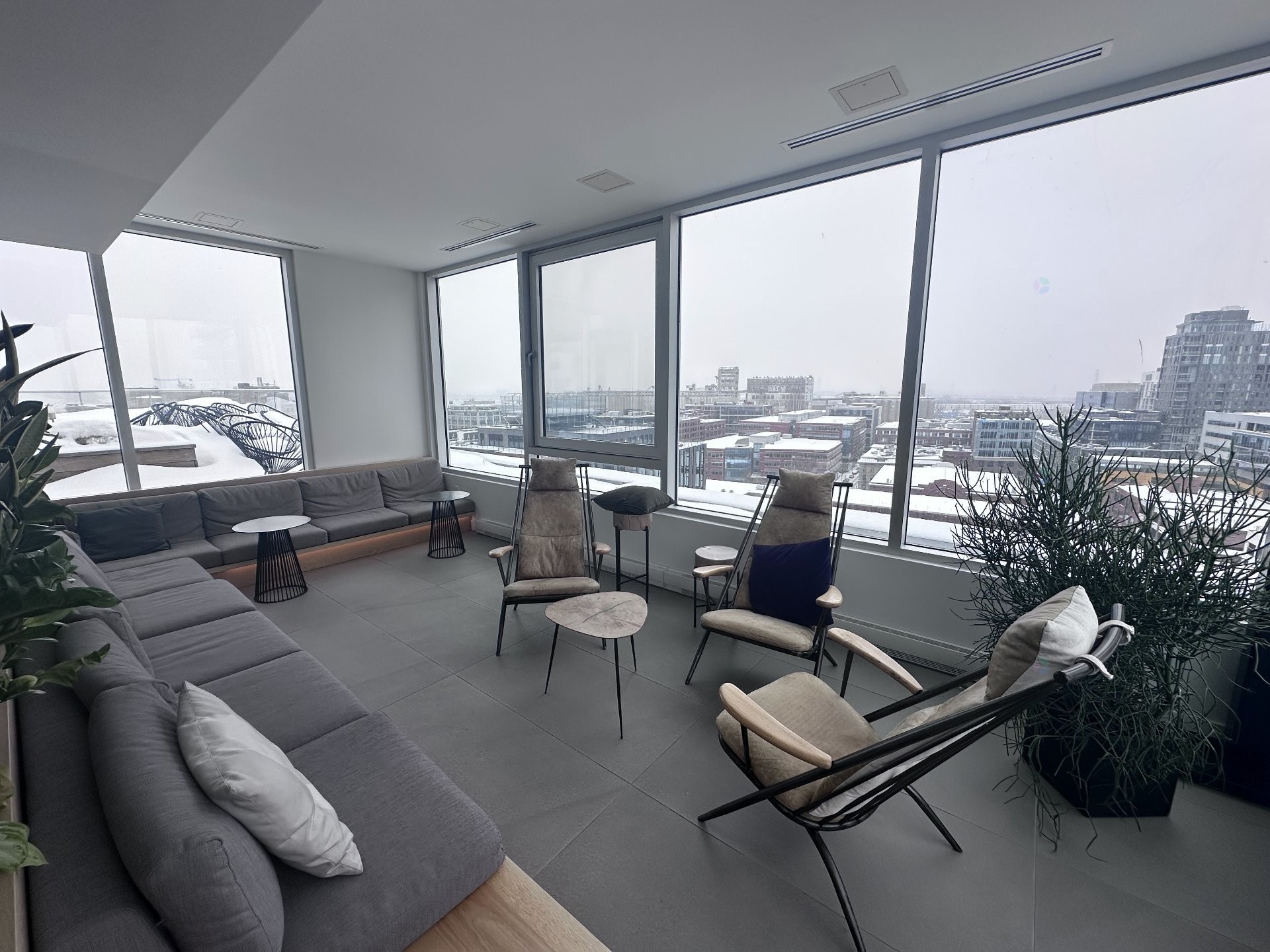 Salle communautaire - 214-738 Rue St-Paul O., Montréal (Ville-Marie), QC - Indoor Photo Showing Other Room