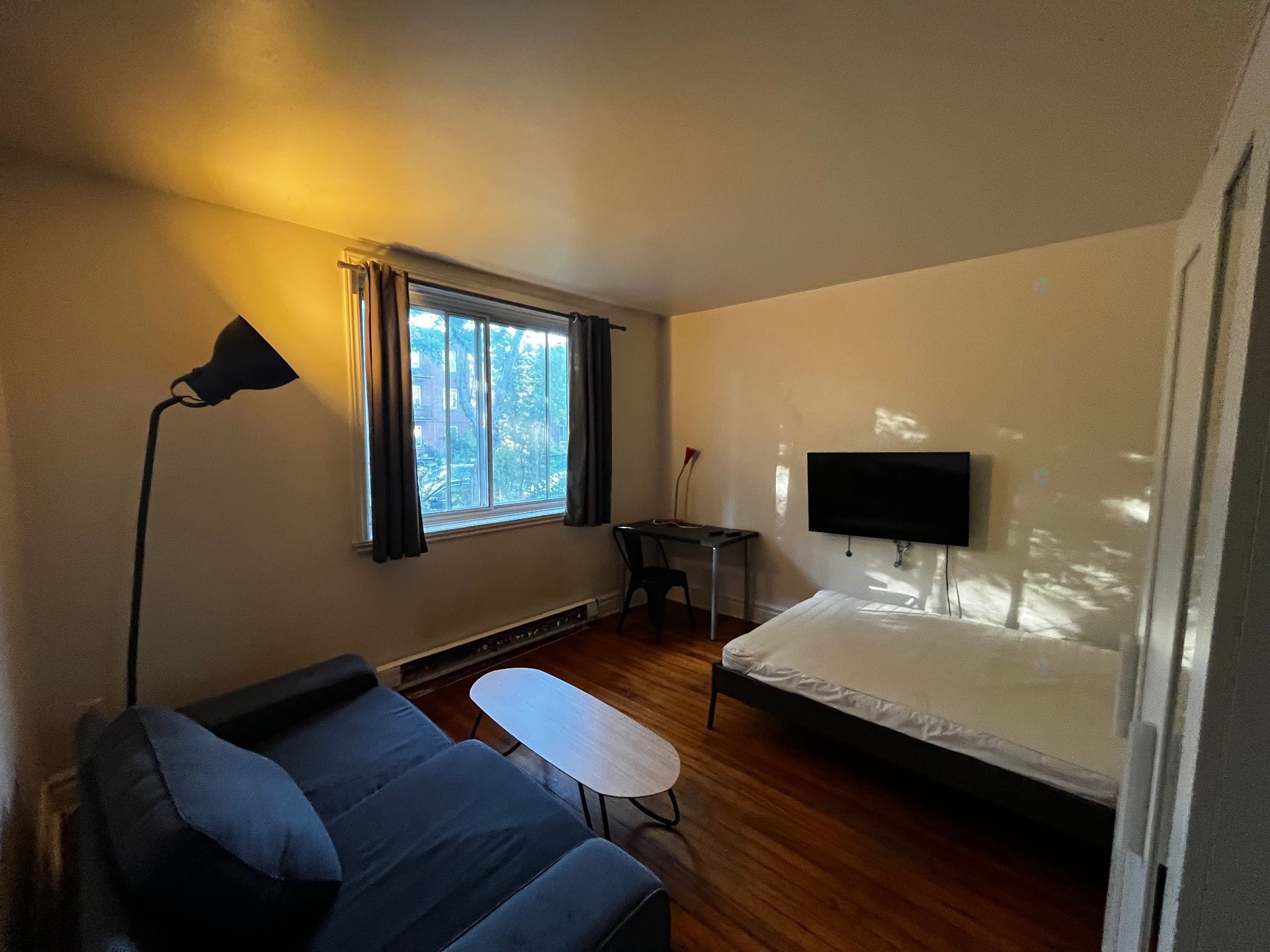 Salon - 2-3130 Av. Barclay, Montréal (Côte-Des-Neiges/Notre-Dame-De-Grâce), QC - Indoor Photo Showing Bedroom