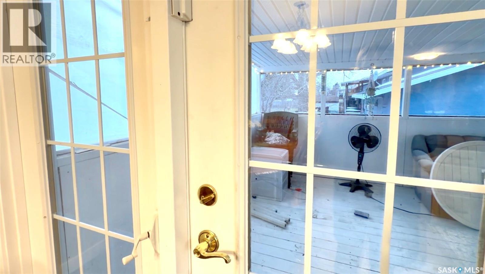 56 Tufts Crescent, Outlook, SK - Indoor Photo Showing Other Room