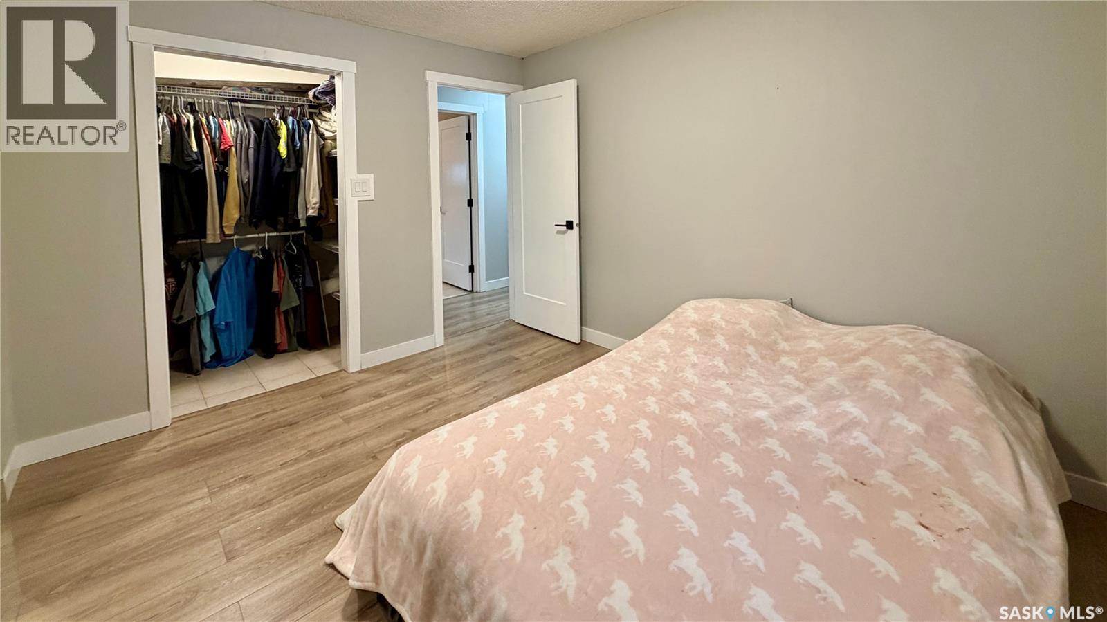 56 Tufts Crescent, Outlook, SK - Indoor Photo Showing Bedroom