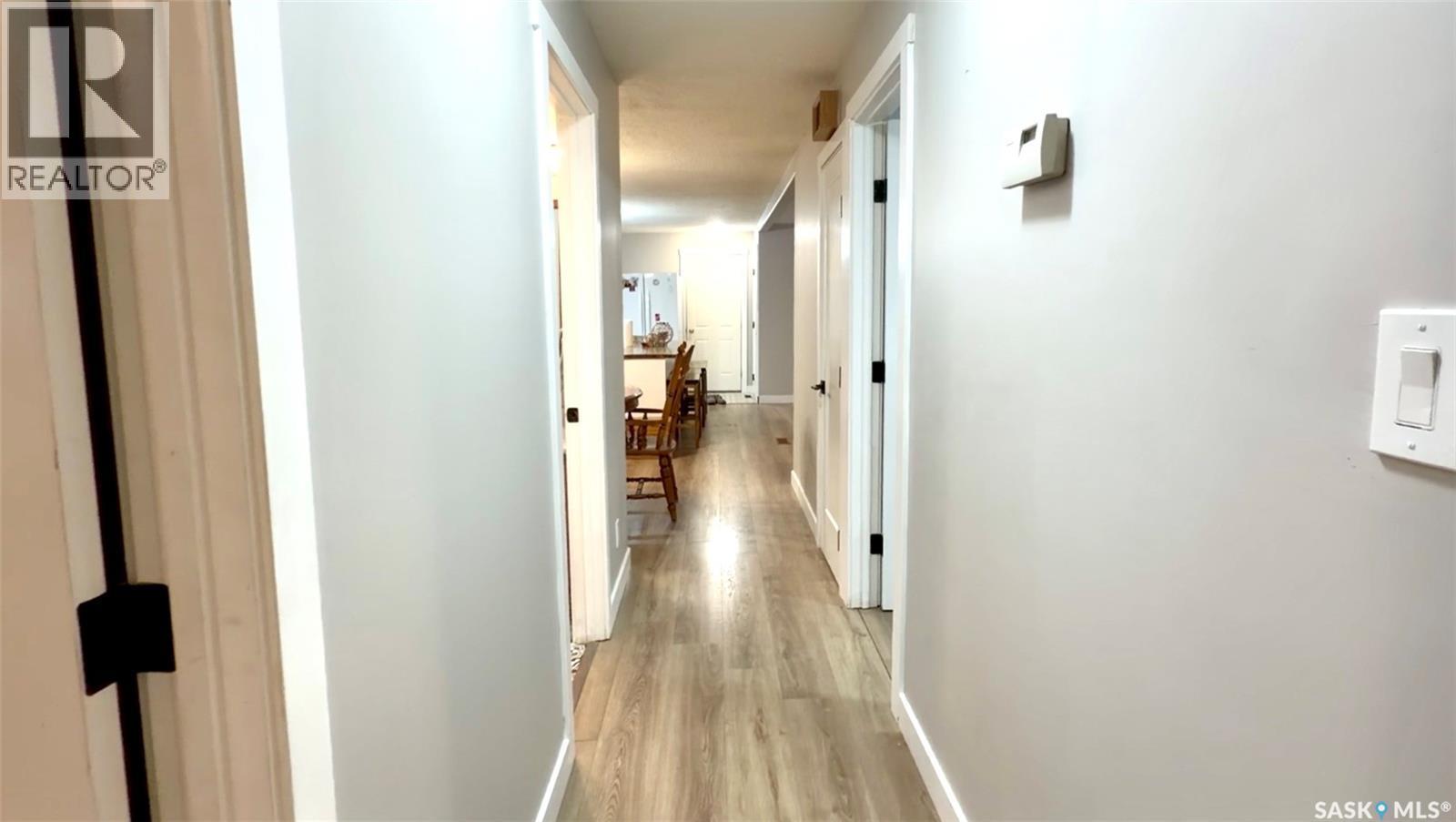 56 Tufts Crescent, Outlook, SK - Indoor Photo Showing Other Room