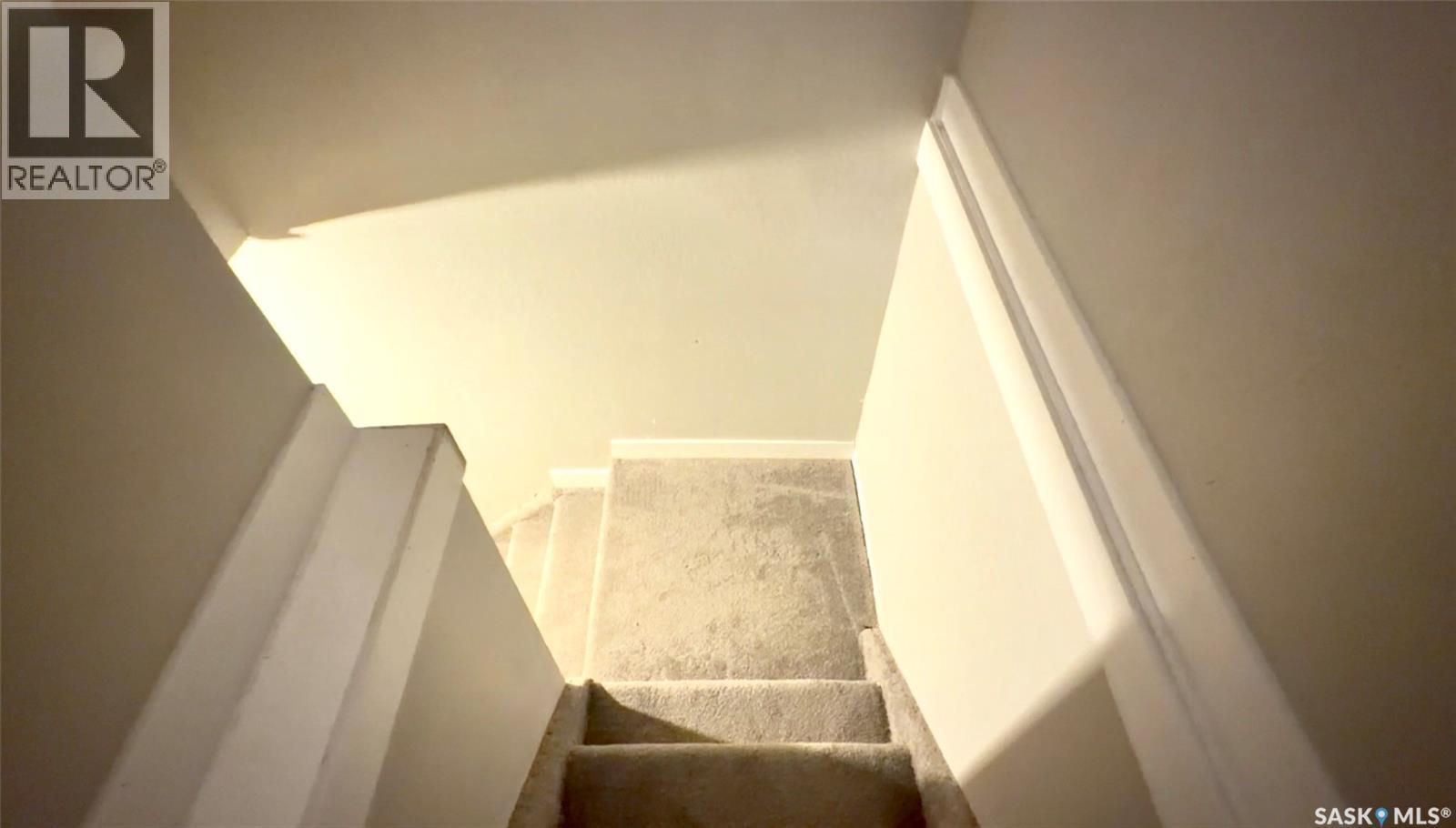 56 Tufts Crescent, Outlook, SK - Indoor Photo Showing Other Room
