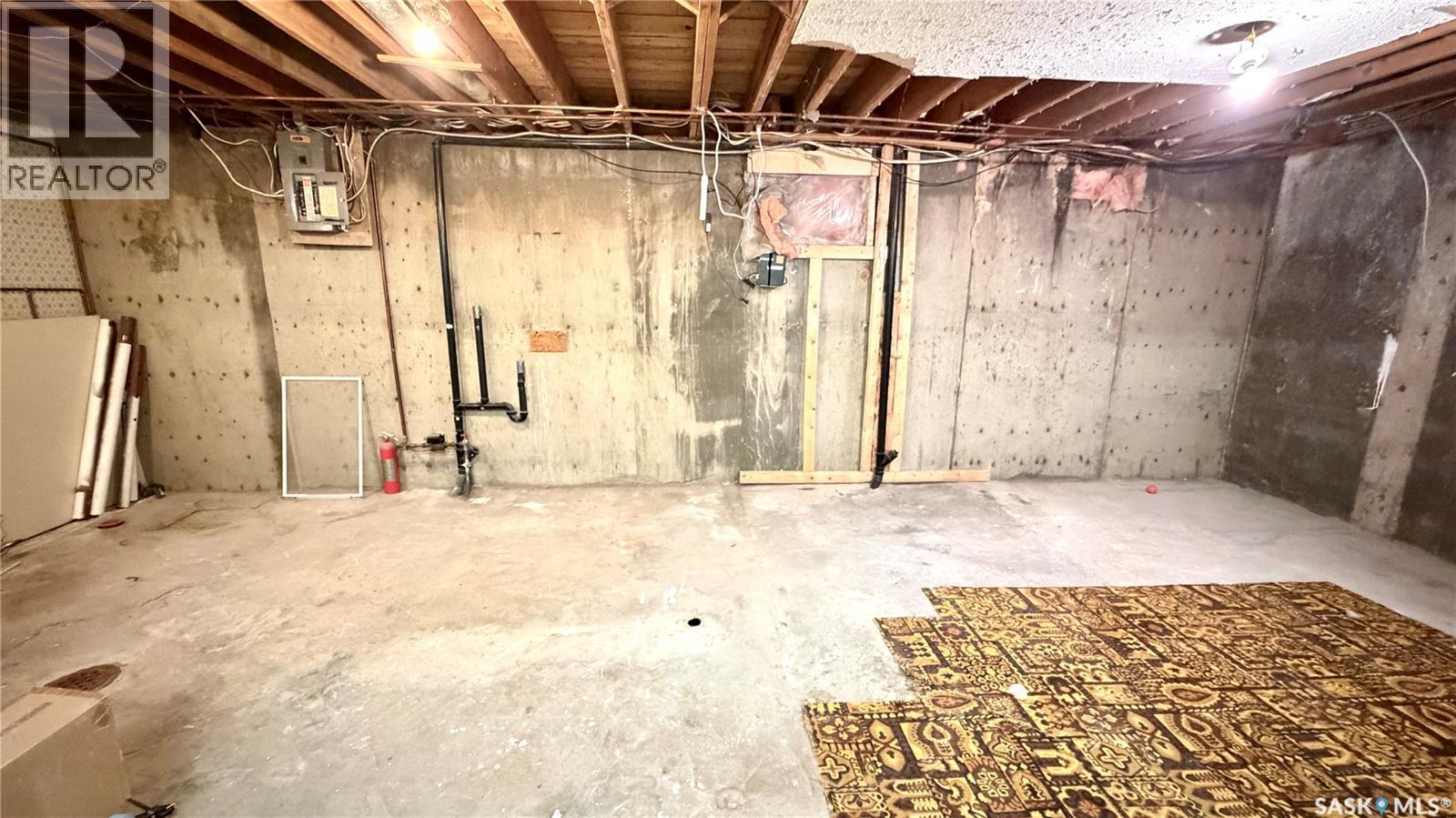 56 Tufts Crescent, Outlook, SK - Indoor Photo Showing Basement