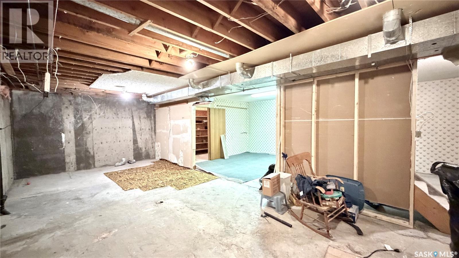 56 Tufts Crescent, Outlook, SK - Indoor Photo Showing Basement