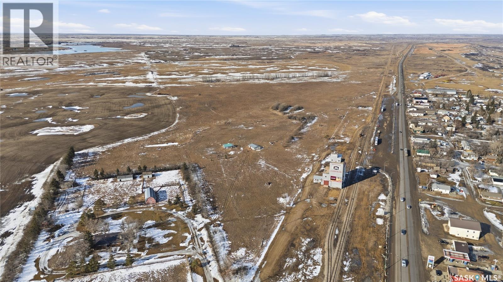 Chamberlain Land, Chamberlain, SK