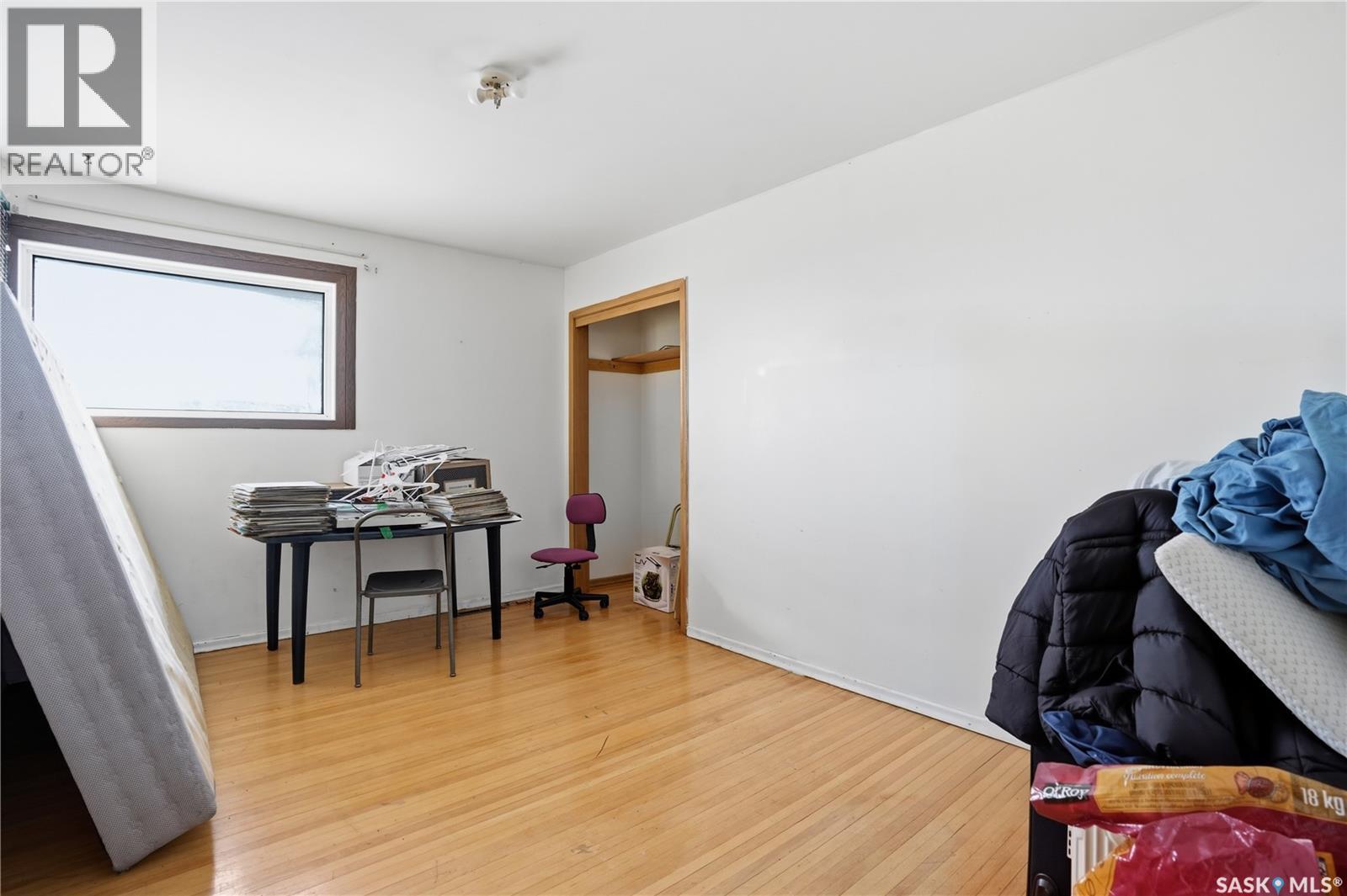 Chamberlain Acreage, Chamberlain, SK - Indoor